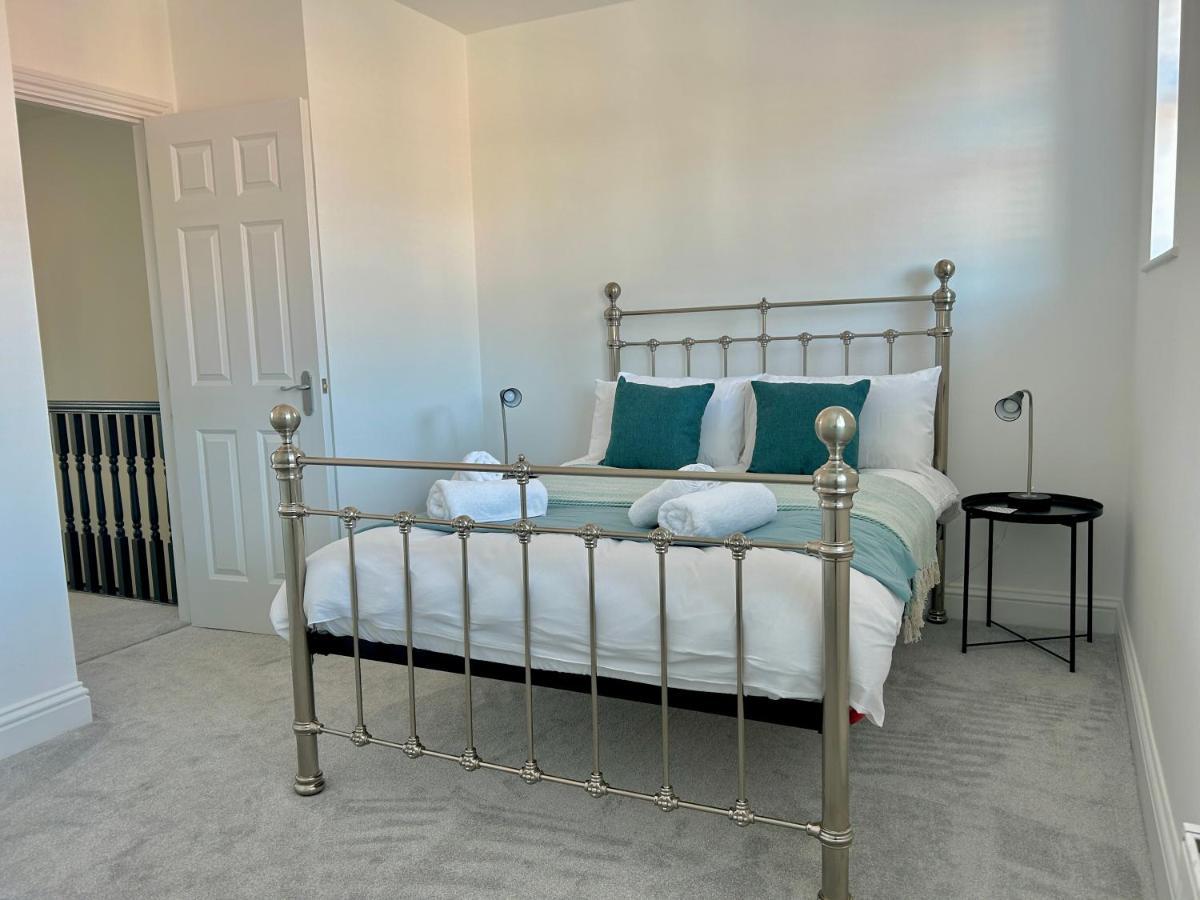 The Town House, Whole House Suitable For Contractors And Families Market Harborough Esterno foto